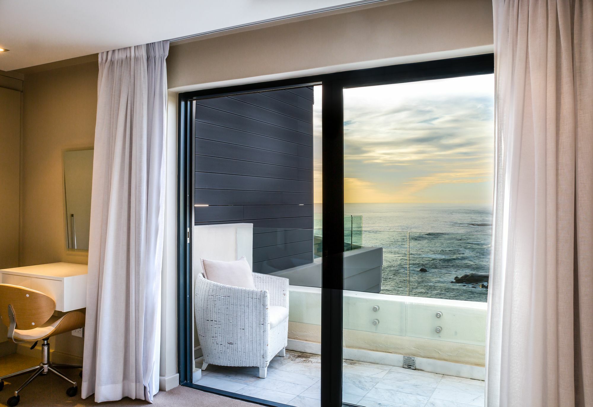 Lions Eye Luxury Apartments Кейптаун Екстериор снимка